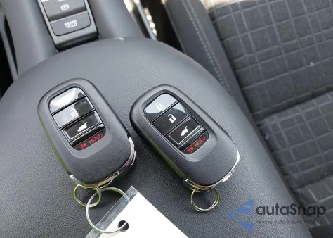 2024 Honda Hr-V 2Wd Lx z USA, uszkodzony, nr VIN 3CZRZ1H37RM701883